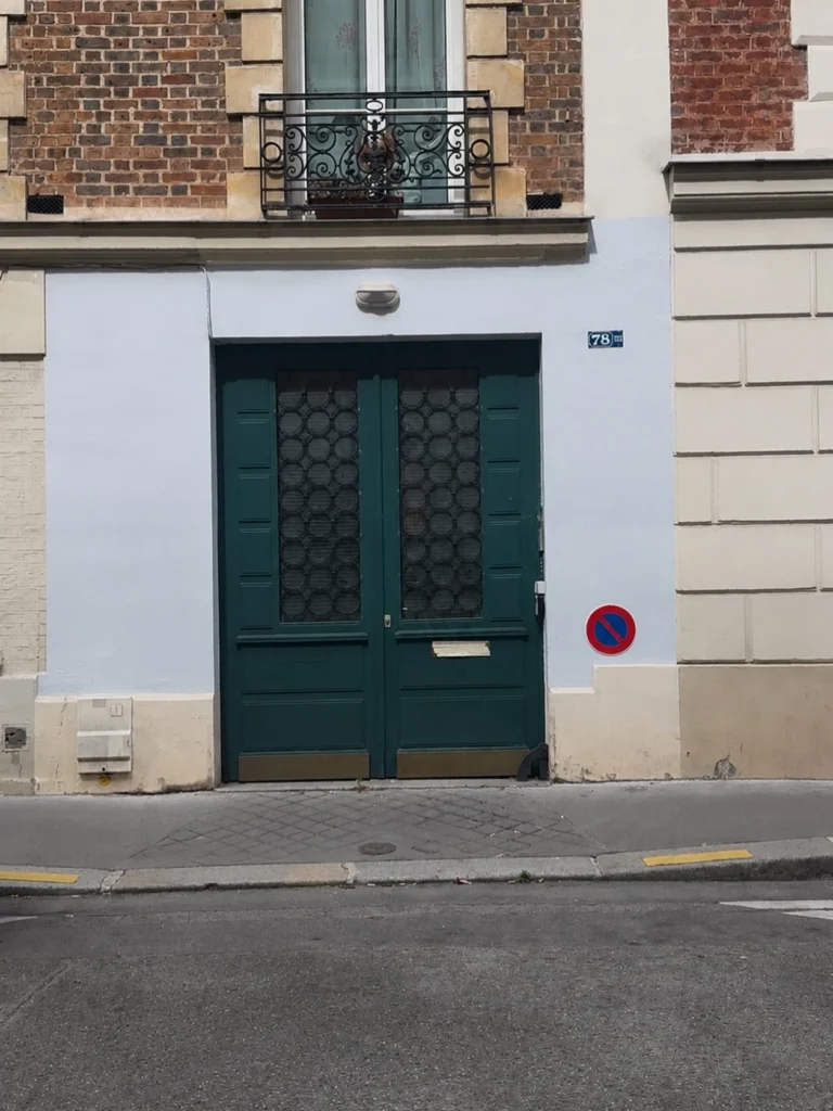 Instagram post from athleticaparis. This post is in position 5.