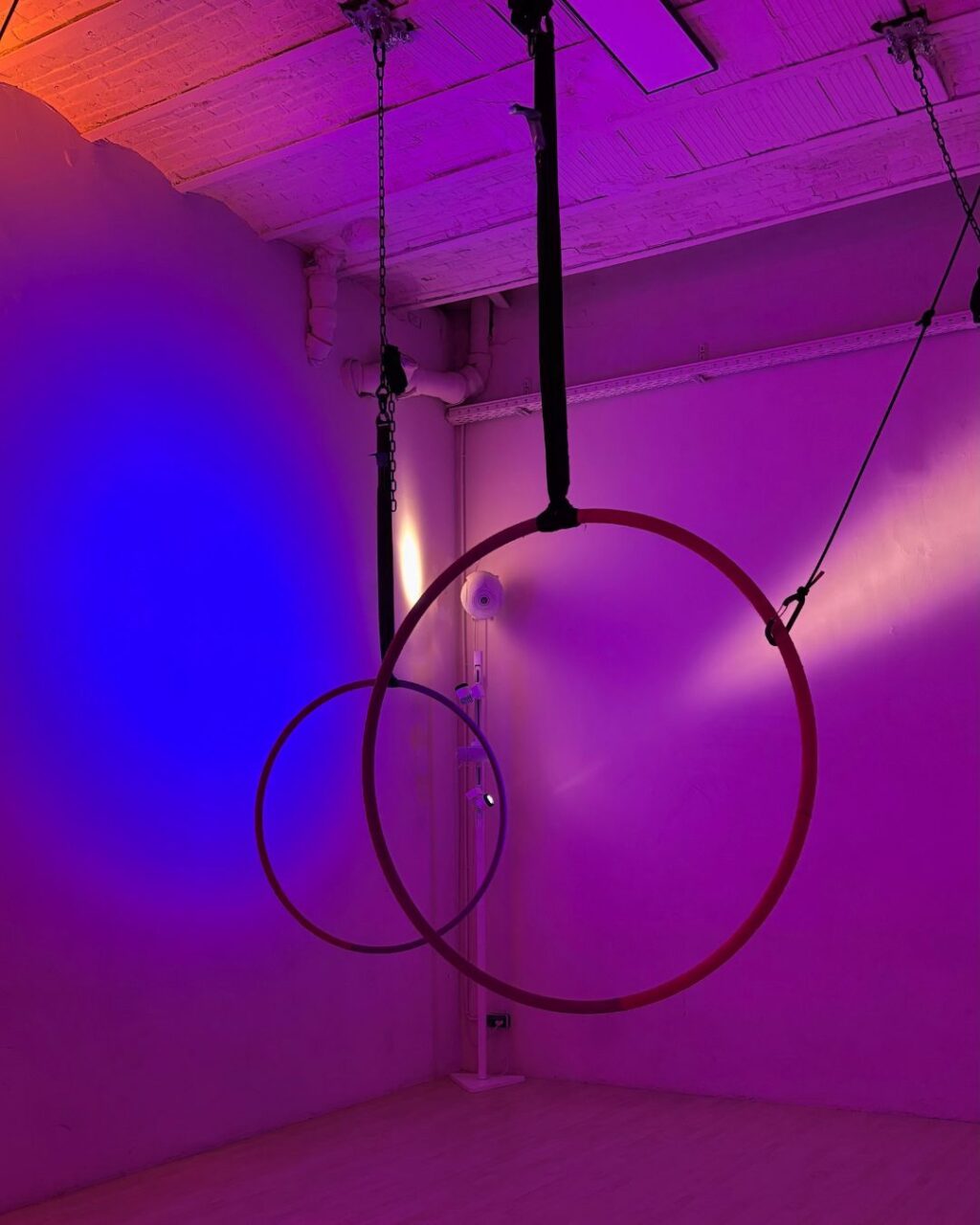 Instagram post from athleticayogaparis. This post is in position 0.